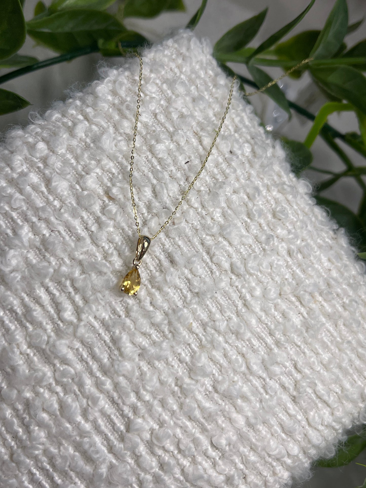 9ct Gold Pear Shape Citrine Necklace