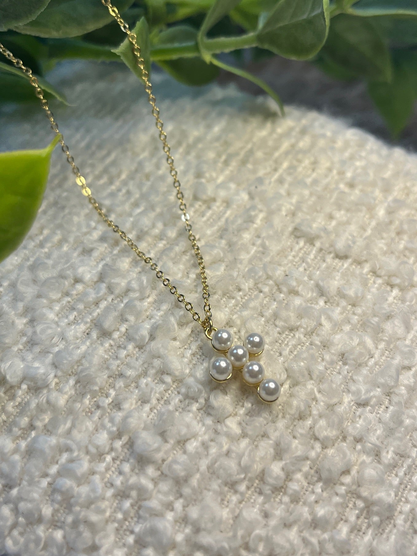 Mother of Pearl Cross Yellow Gold Plated 40cm+5cm Extender
