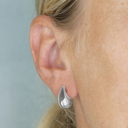 Pear drop stud earrings Silver