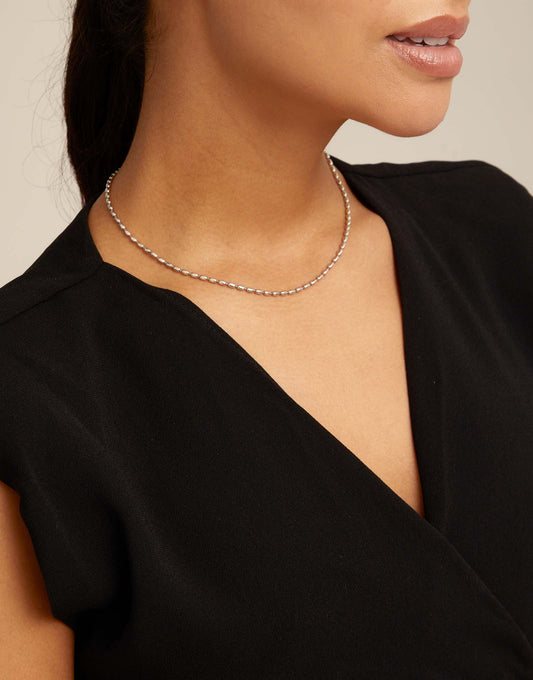 Short oval link chain necklace silver