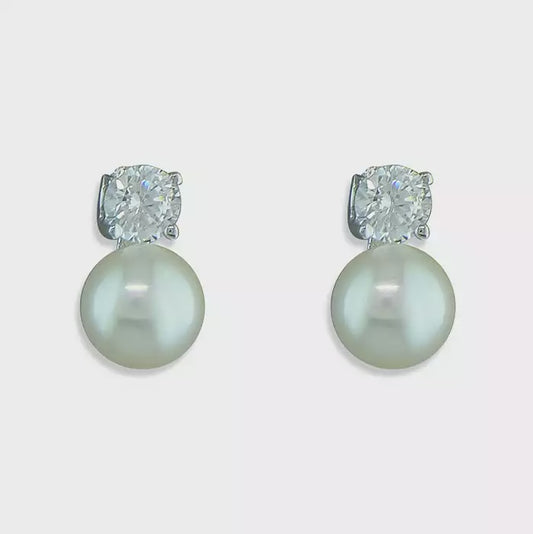 Classic 7-8mm freshwater pearl and cubic zirconia studs