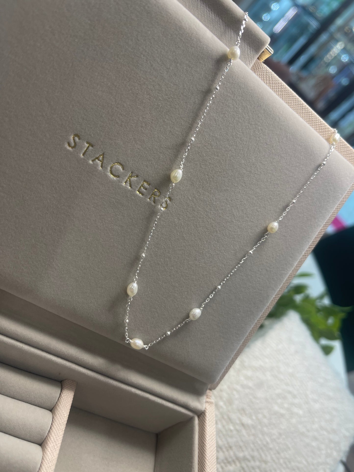 Sterling Silver Necklace 41-46cm extender. Beaded and freshwater pearl