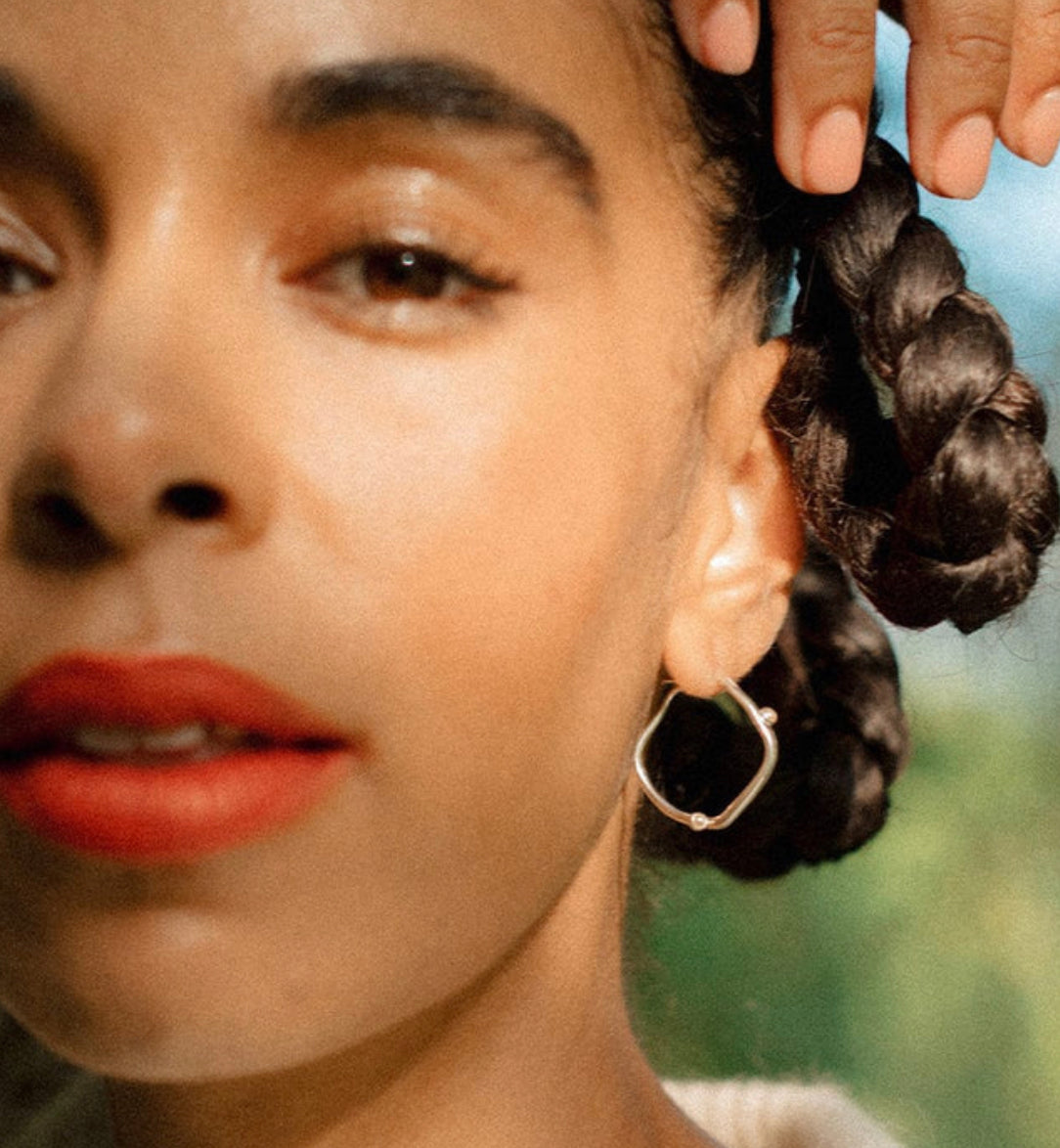 SHRIMPS ORGANIC PEARL HOOP EARRINGS
