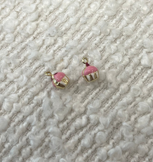 9ct Yellow Gold Enamel Cupcake charm