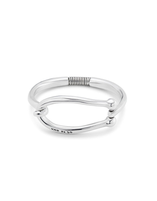 UNOde50 Youthful Rigid Silver Bangle with Large Link (SIZEM)