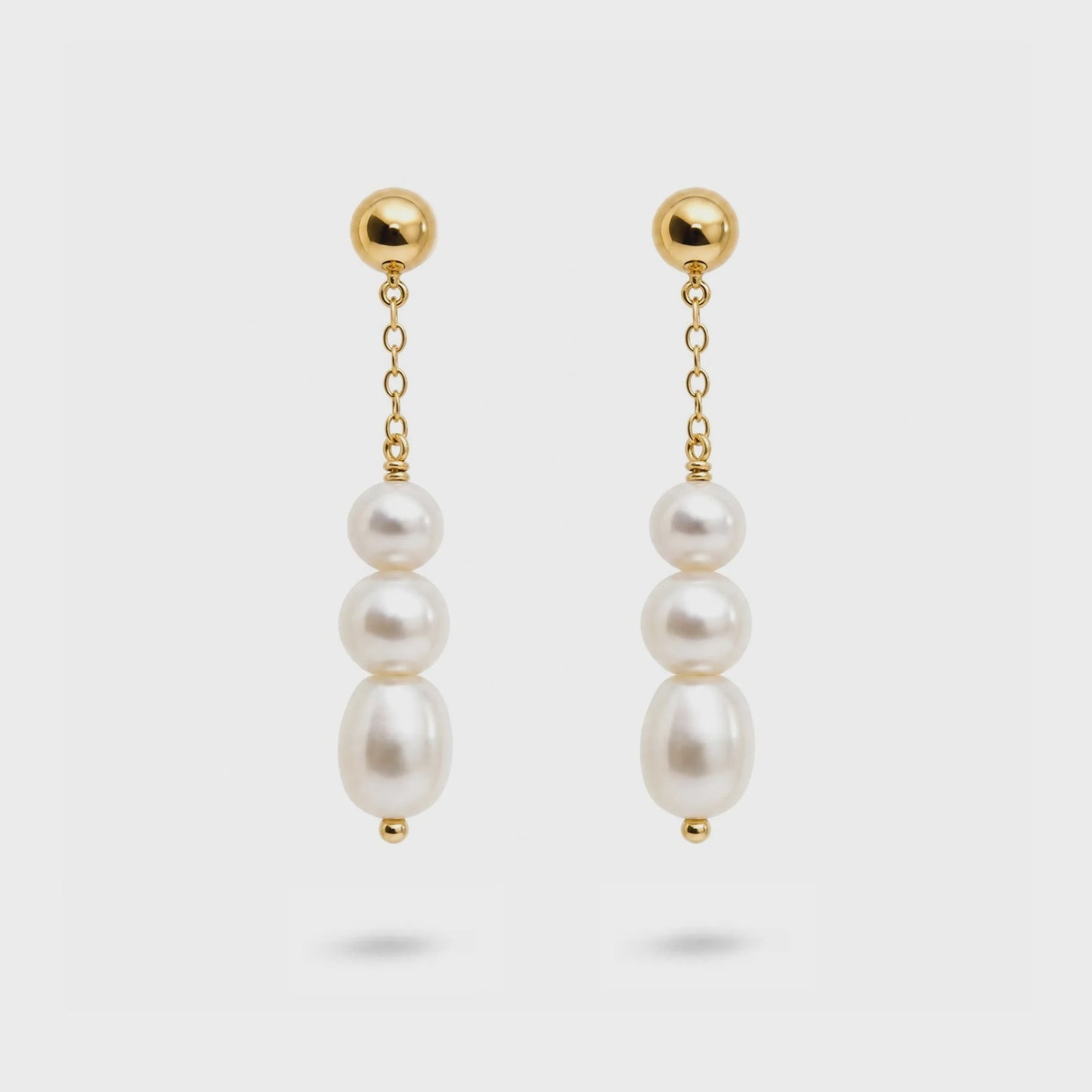 Timeless Three Pearl Drop Earrings Gold