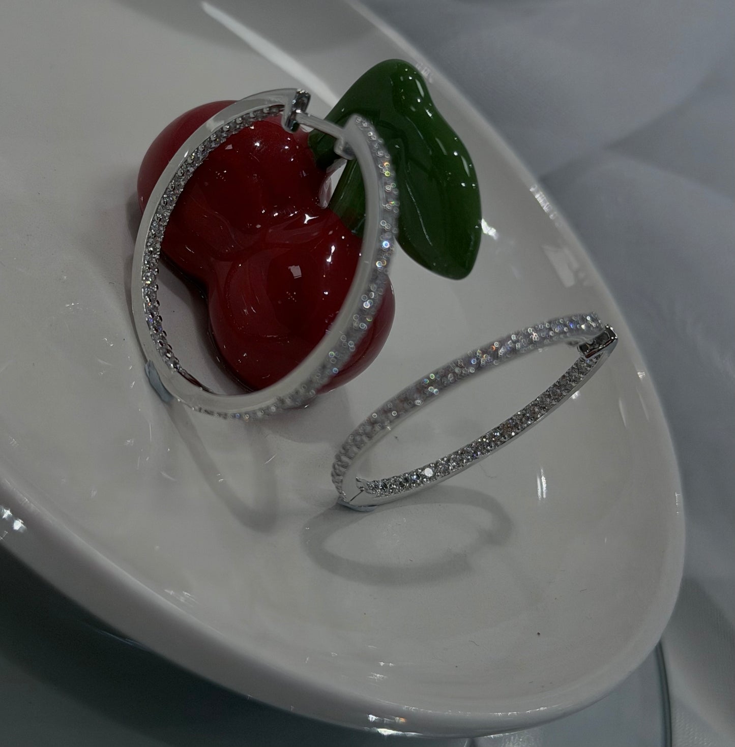 30mm cubic zirconia front-and-back hinged hoop