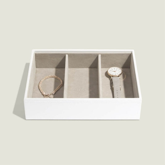 White Classic Watch & Accessory Layer 74339