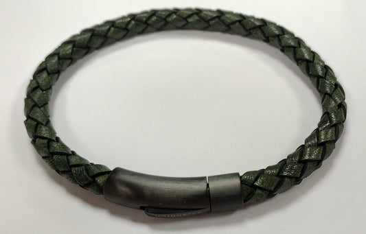 Dark Green Leather Bracelet With Matt Black Clasp 21cm