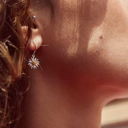 English Daisy Drop Dangle Earrings E2007